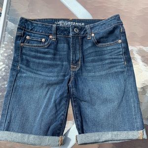 American Eagle Skinny Bermuda Shorts (size 8)